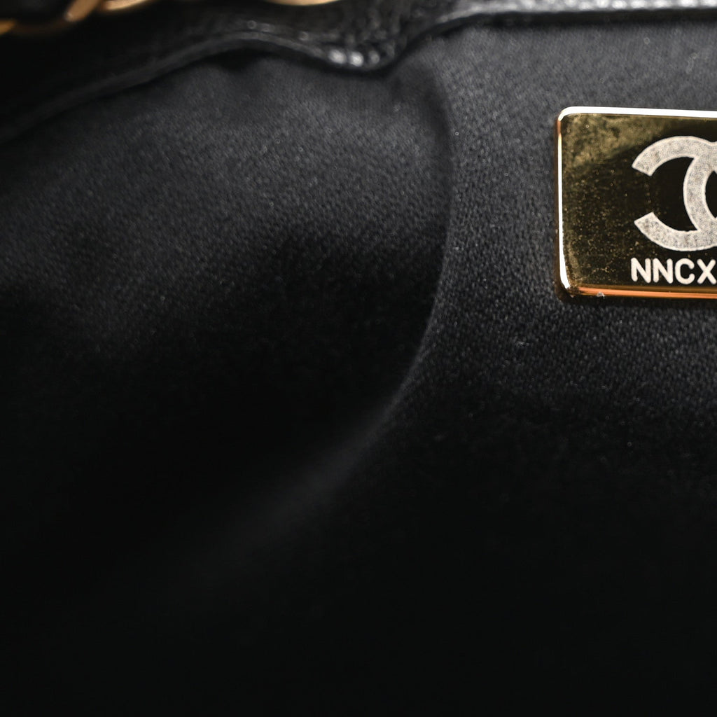 Caviar Quilted Mini Chanel 25 Handbag Black