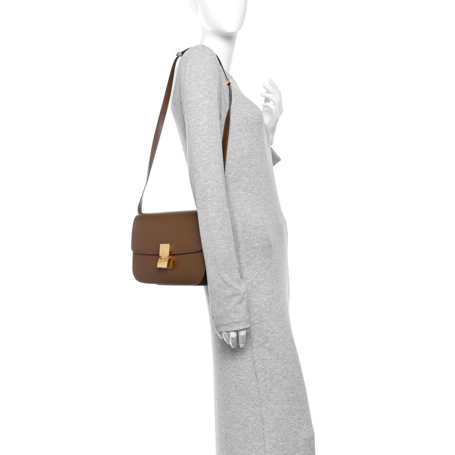 Box Calfskin Medium Classic Box Flap Bag Camel