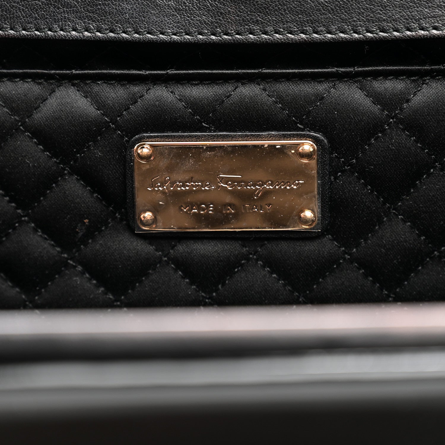 Patent Musa Gancini Clutch Black