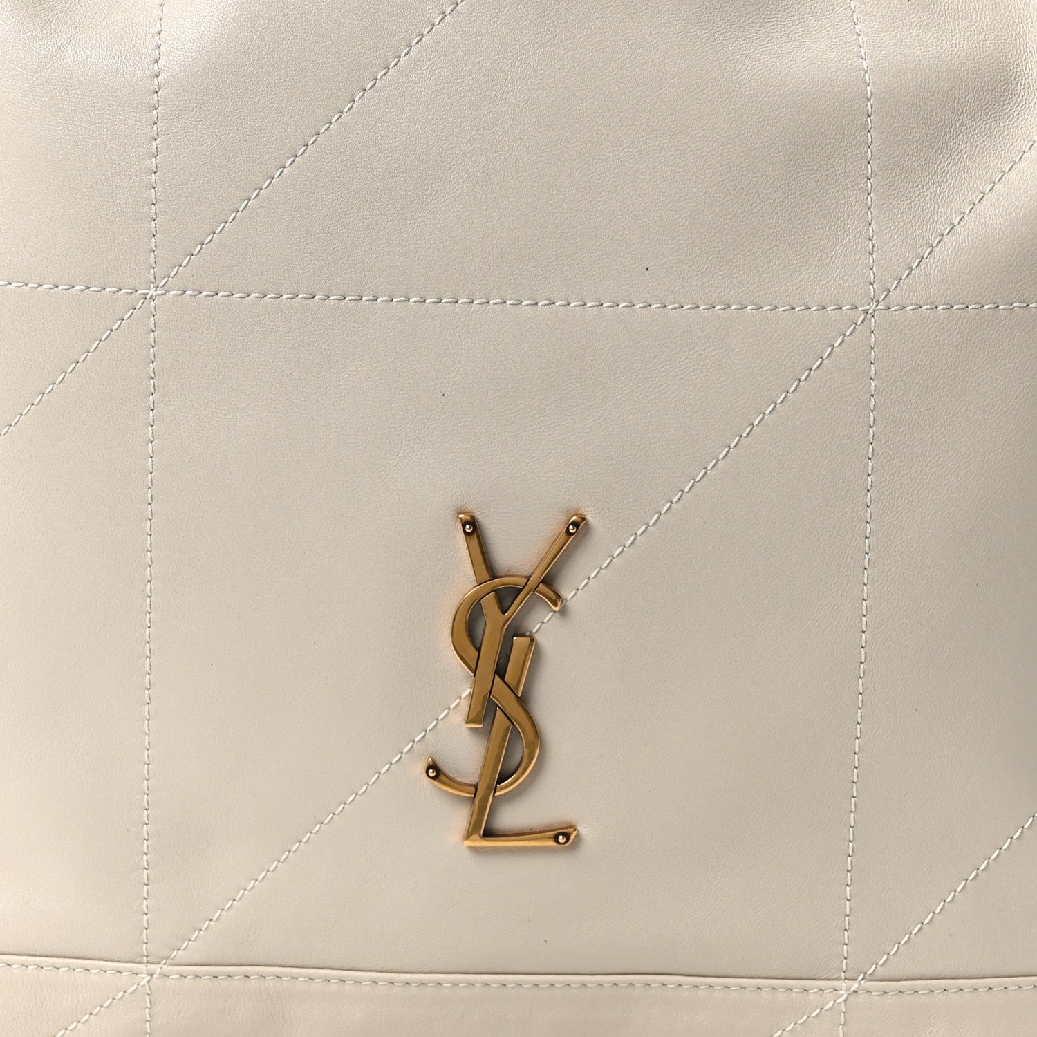 Lambskin Matelasse Monogram Medium Jamie 4.3 Pochon Crema Soft