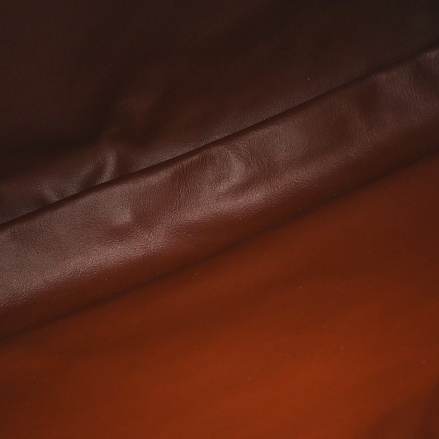 Calfskin Intrecciato Small Hop Sapele