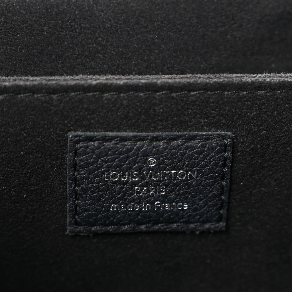Soft Calfskin My Lockme Studs Black
