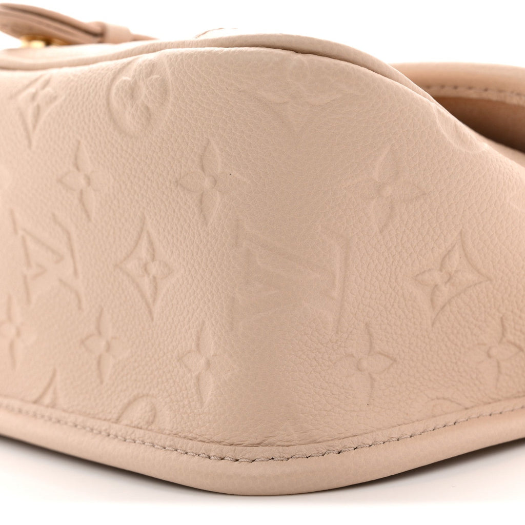 Empreinte Monogram Giant Diane Sand Sand