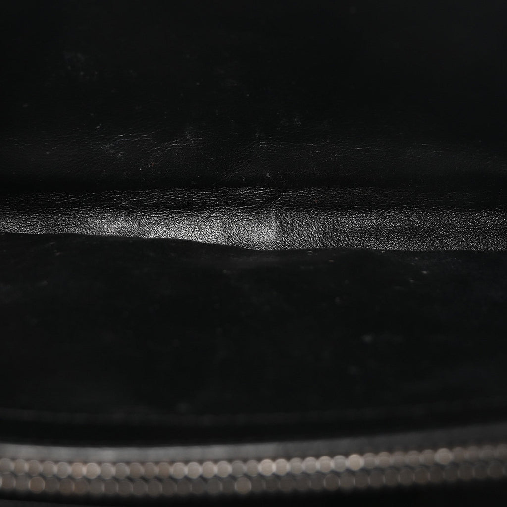 Grain De Poudre Matelasse Chevron Monogram Monochrome Chain Wallet Black