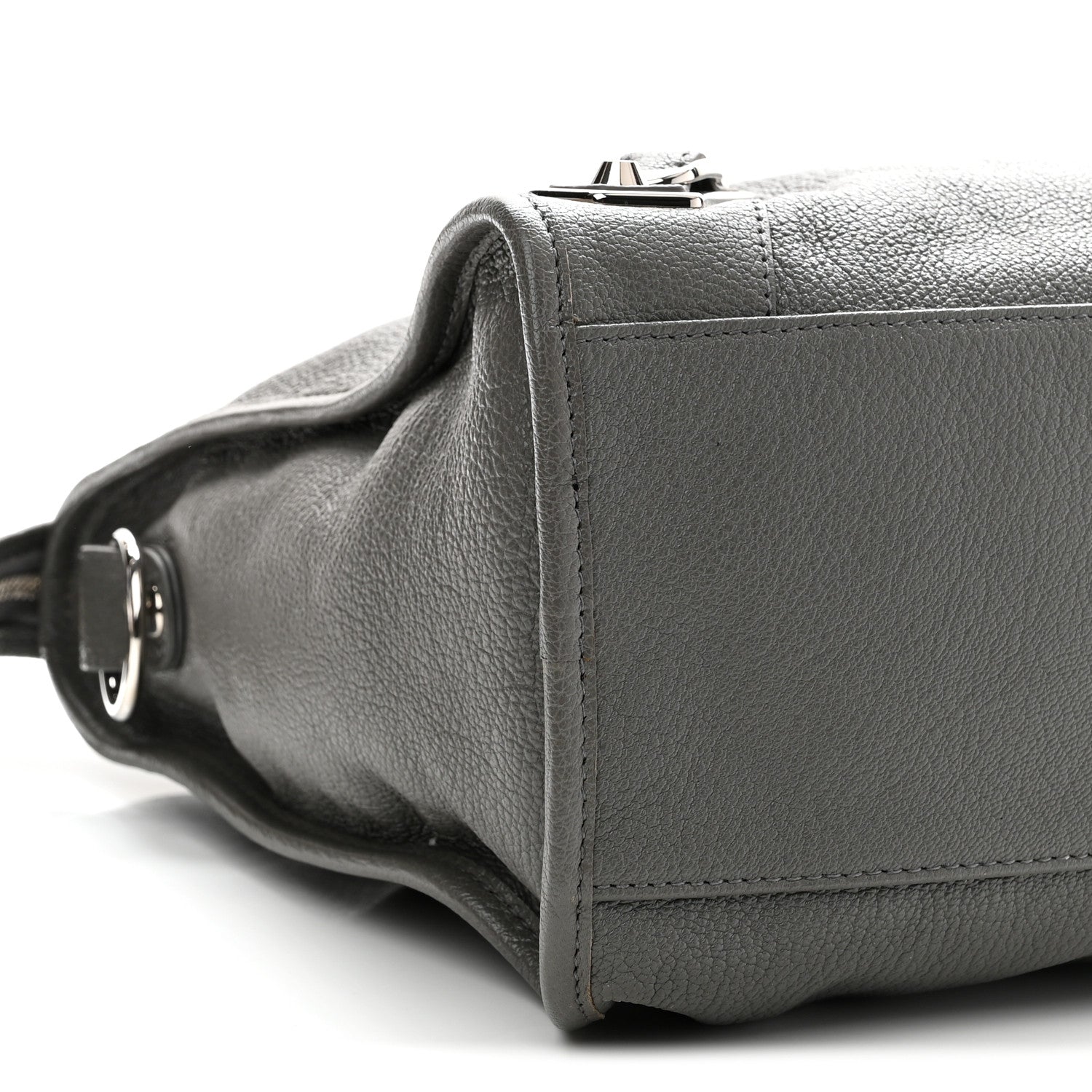 Chevre Silver Metallic Edge Hardware City Gris Acier