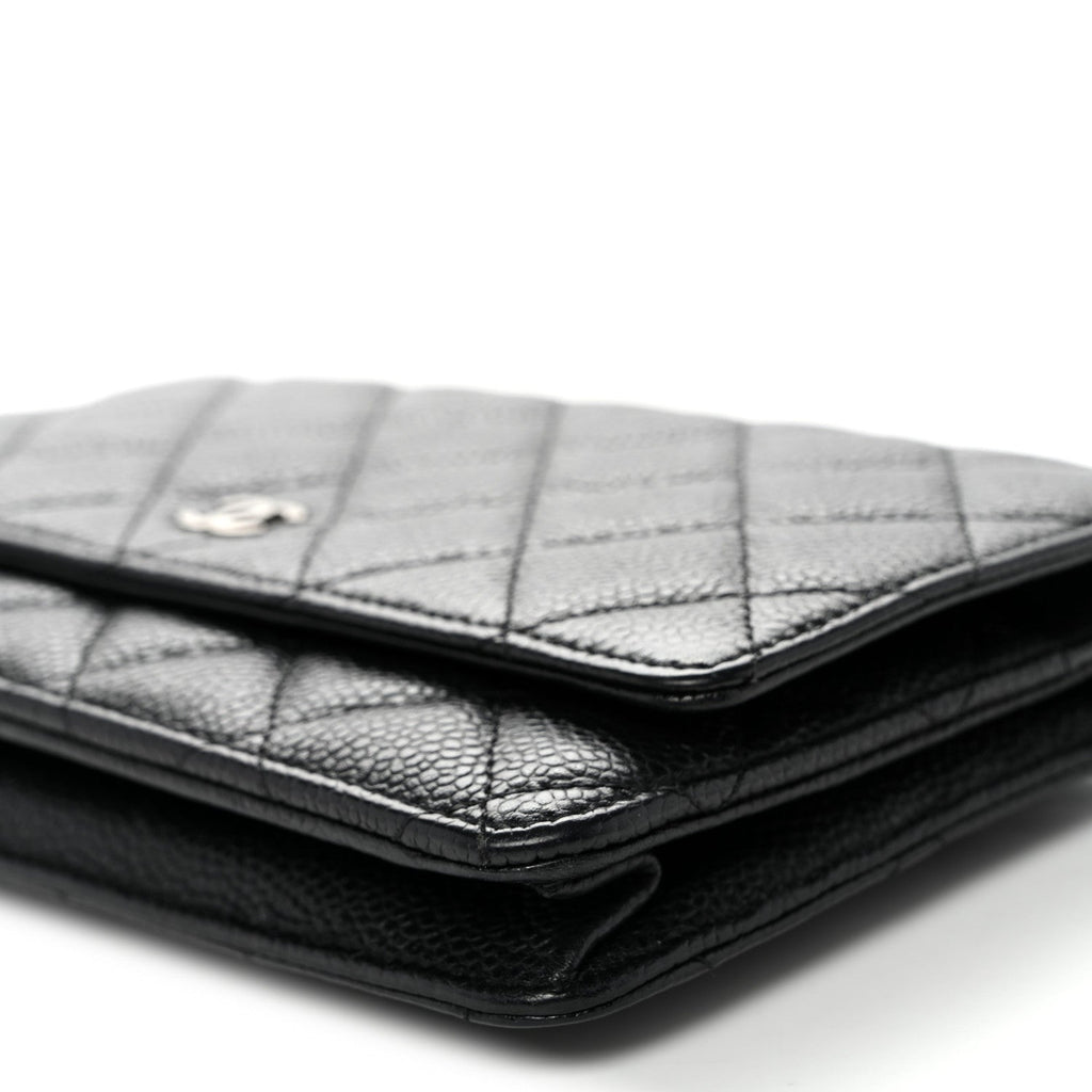 Caviar Quilted Wallet on Chain WOC Black