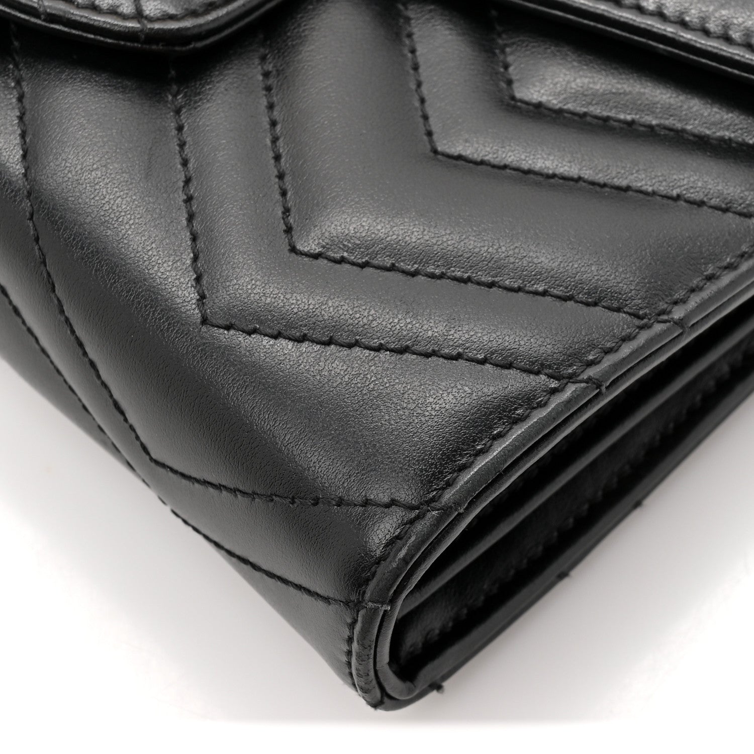 Calfskin Matelasse GG Marmont Chain Wallet Black