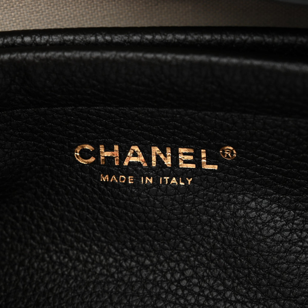 Grained Calfskin Stitched Urban Essentials Small Shopping Bag Black