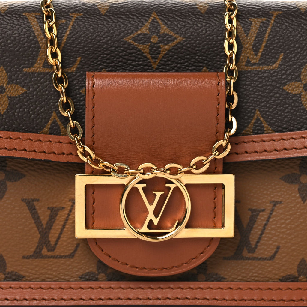Reverse Monogram Dauphine Chain Wallet