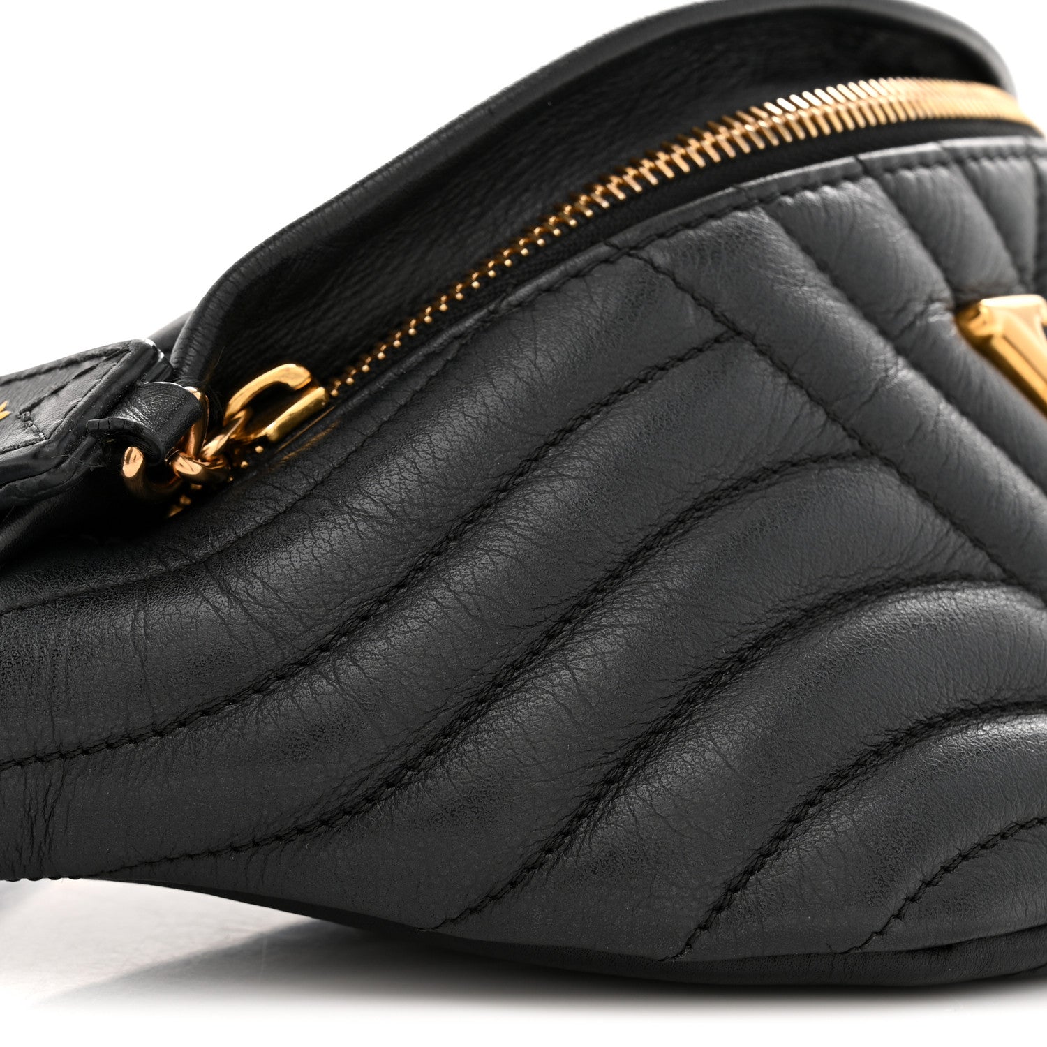Calfskin Quilted New Wave Bumbag Black