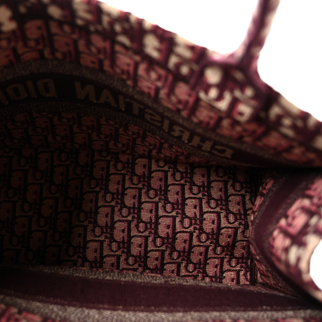 Oblique Medium Book Tote Burgundy Multicolor