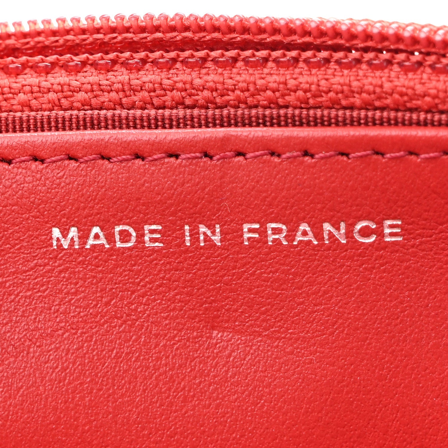 Caviar Quilted Boy Wallet On Chain WOC Red