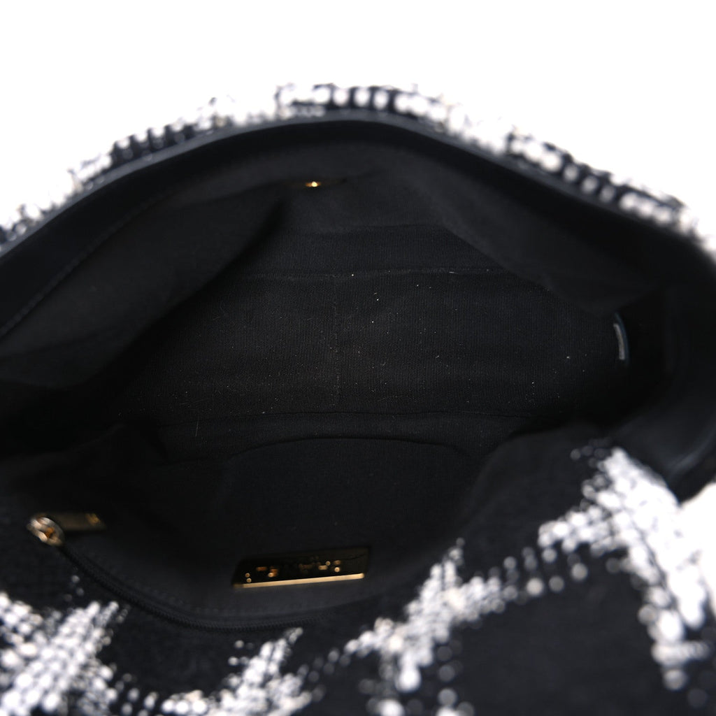 Tweed Quilted Medium Chanel 19 Flap Black White