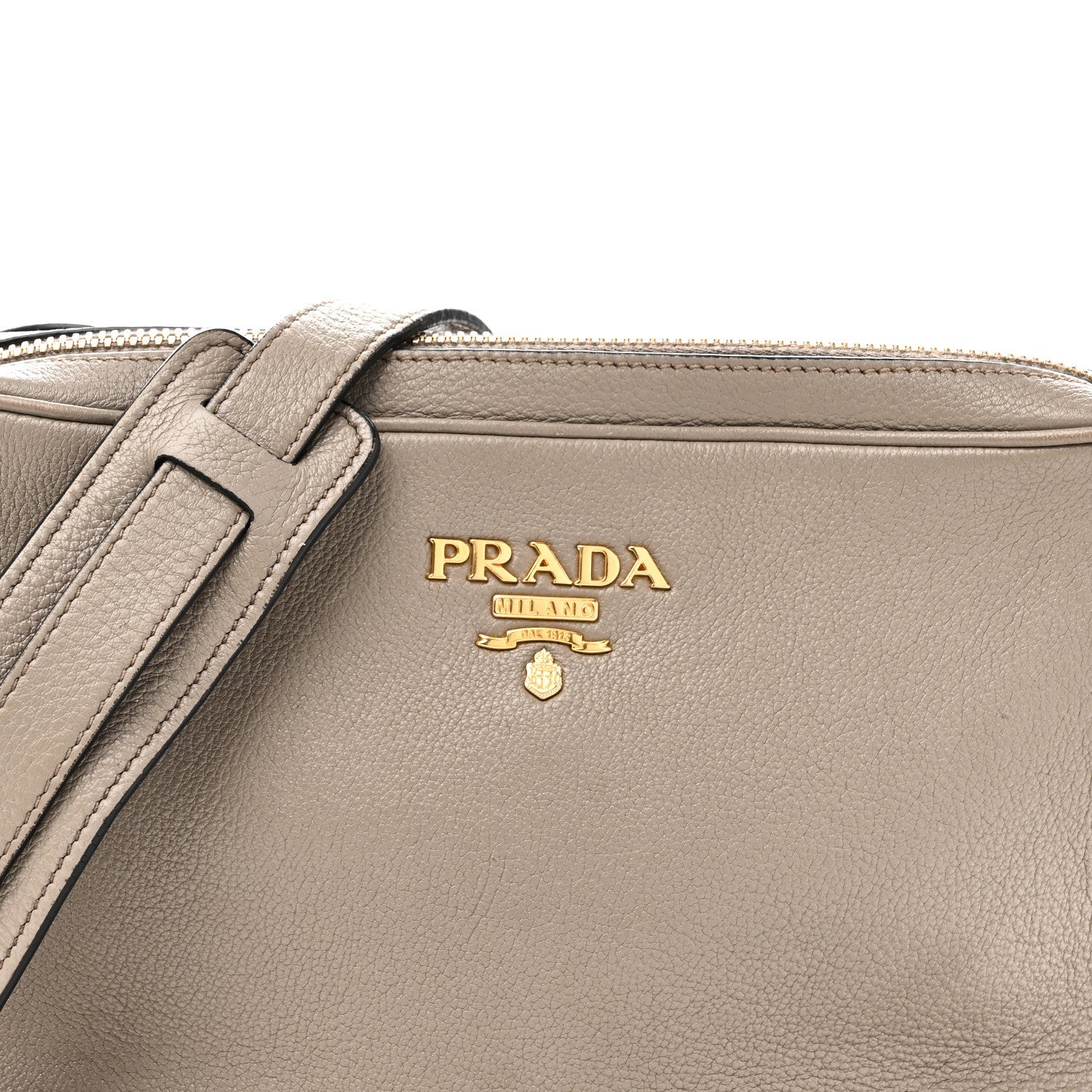 Vitello Phenix Camera Bag Argilla