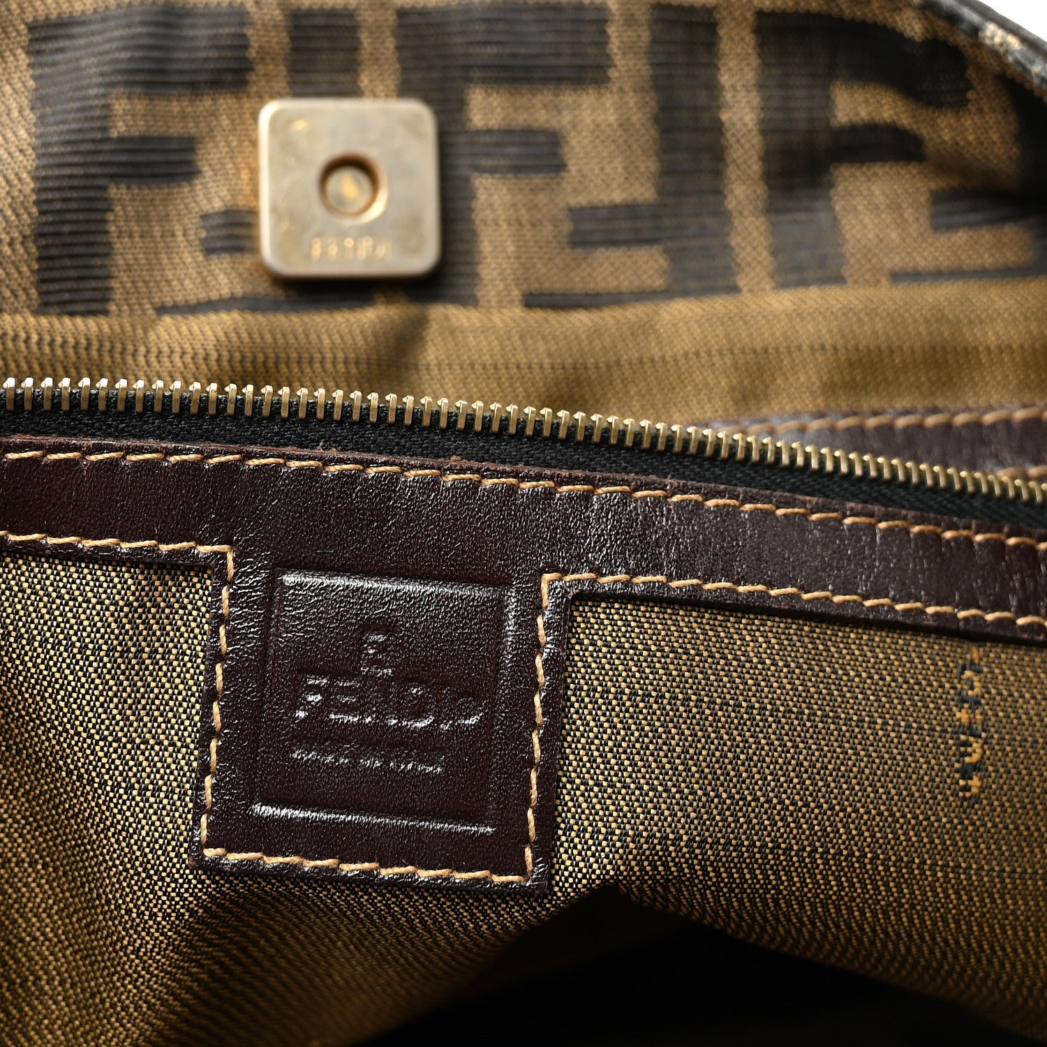 Zucca Small Holdall Tote Tobacco