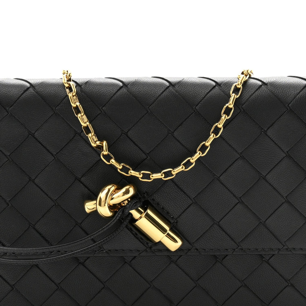Nappa Intrecciato Andiamo Pouch On Chain Black Black