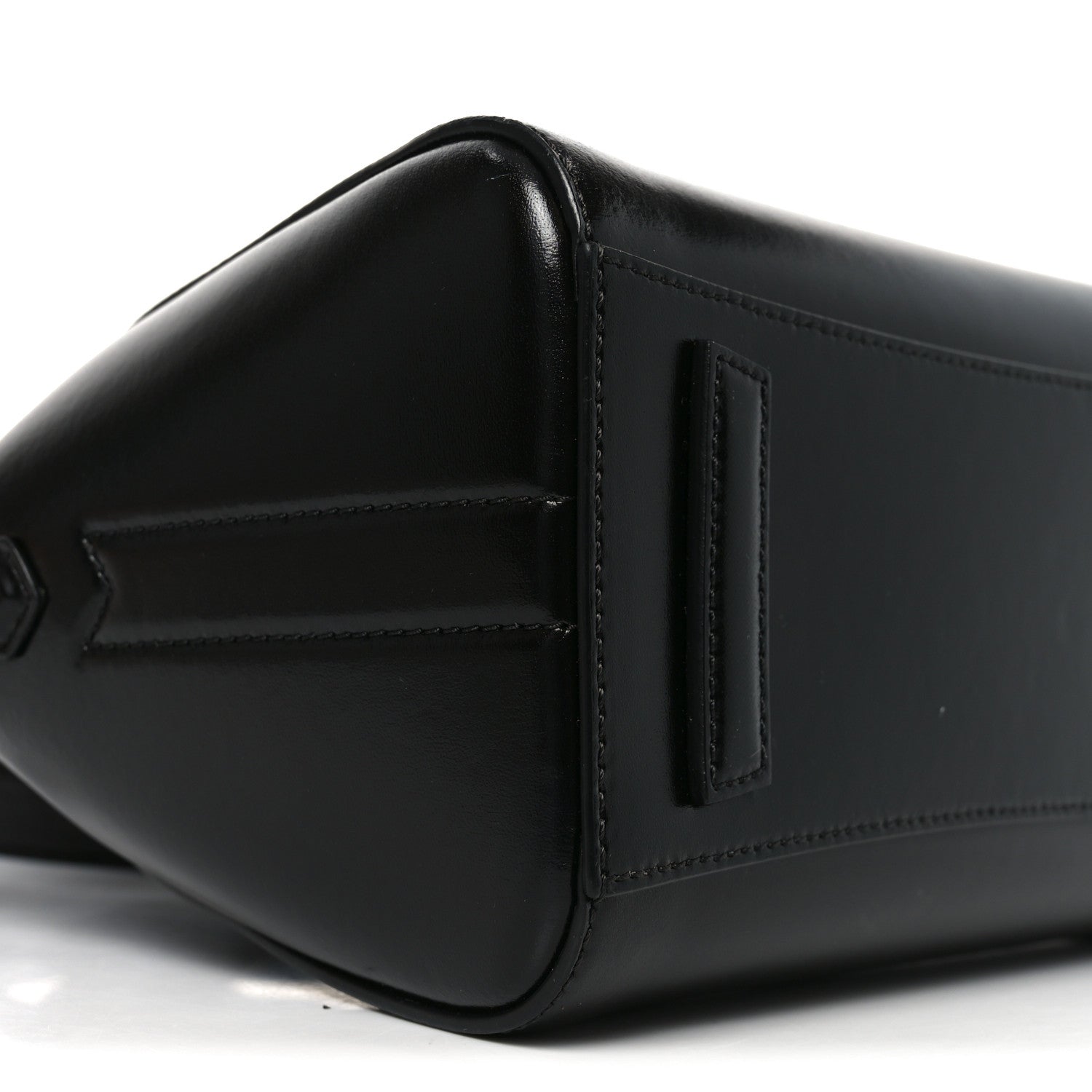 Shiny Lord Calfskin Mini Antigona Black
