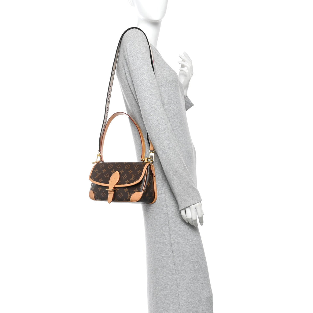 Monogram Diane Black
