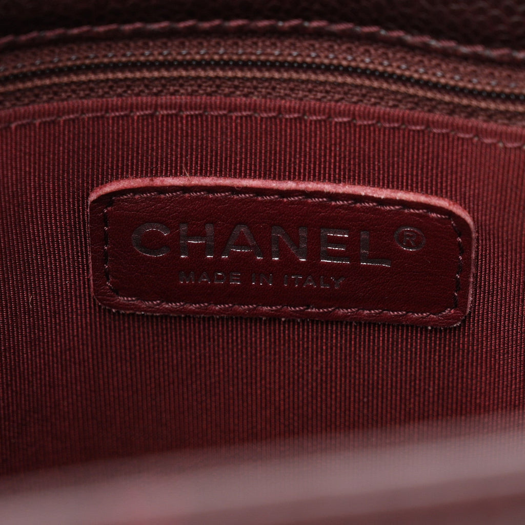 Caviar Quilted Grand Shopping Tote GST Dark Bordeaux