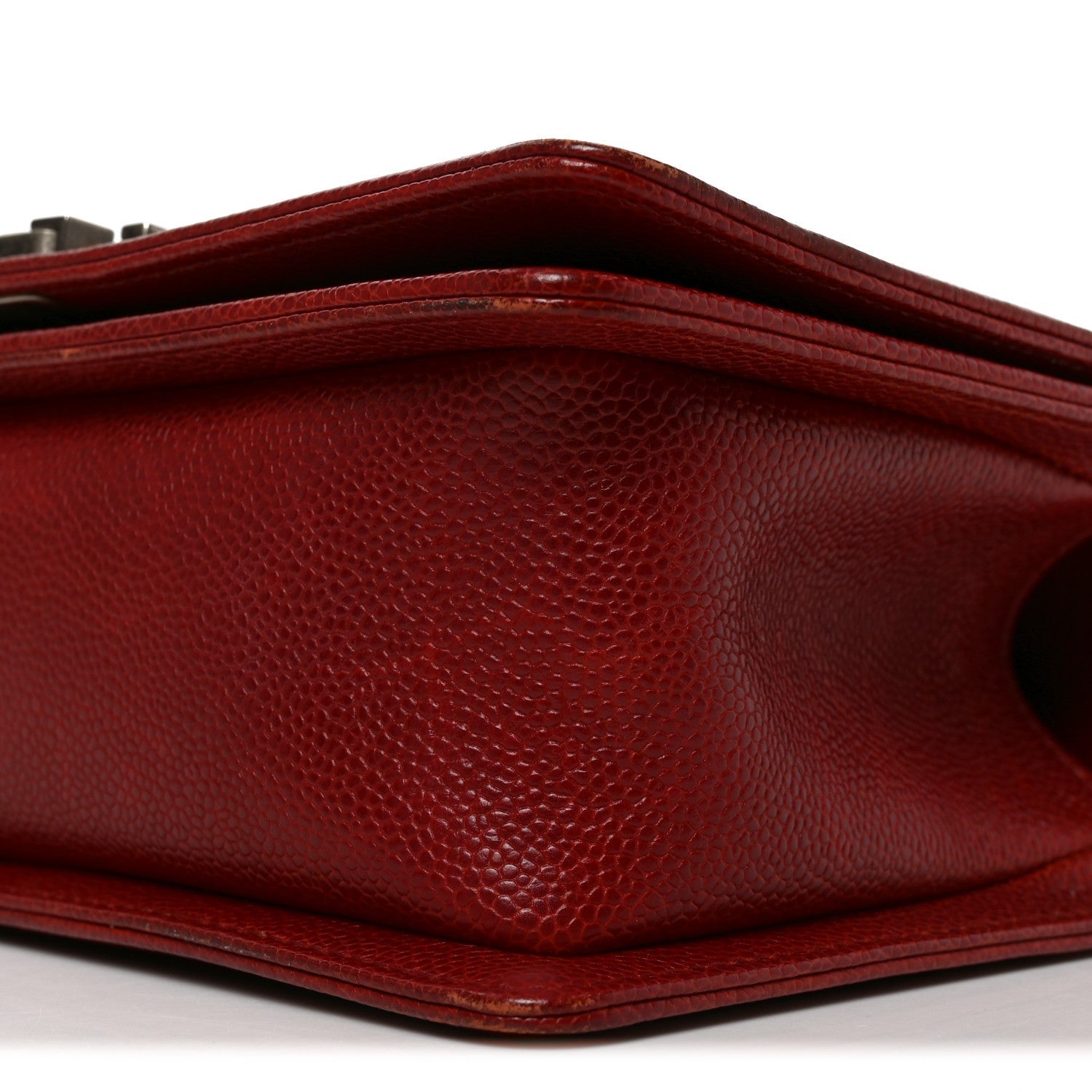 Caviar Quilted Medium Boy Flap Dark Red