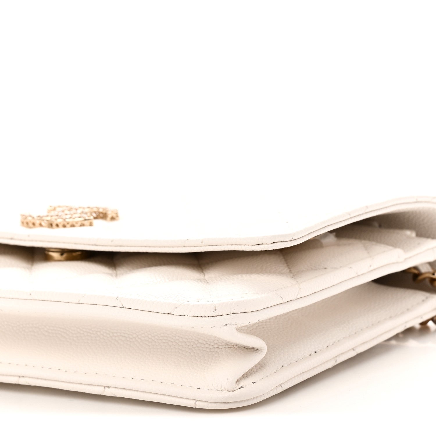 Caviar Quilted Crystal CC Wallet On Chain WOC White