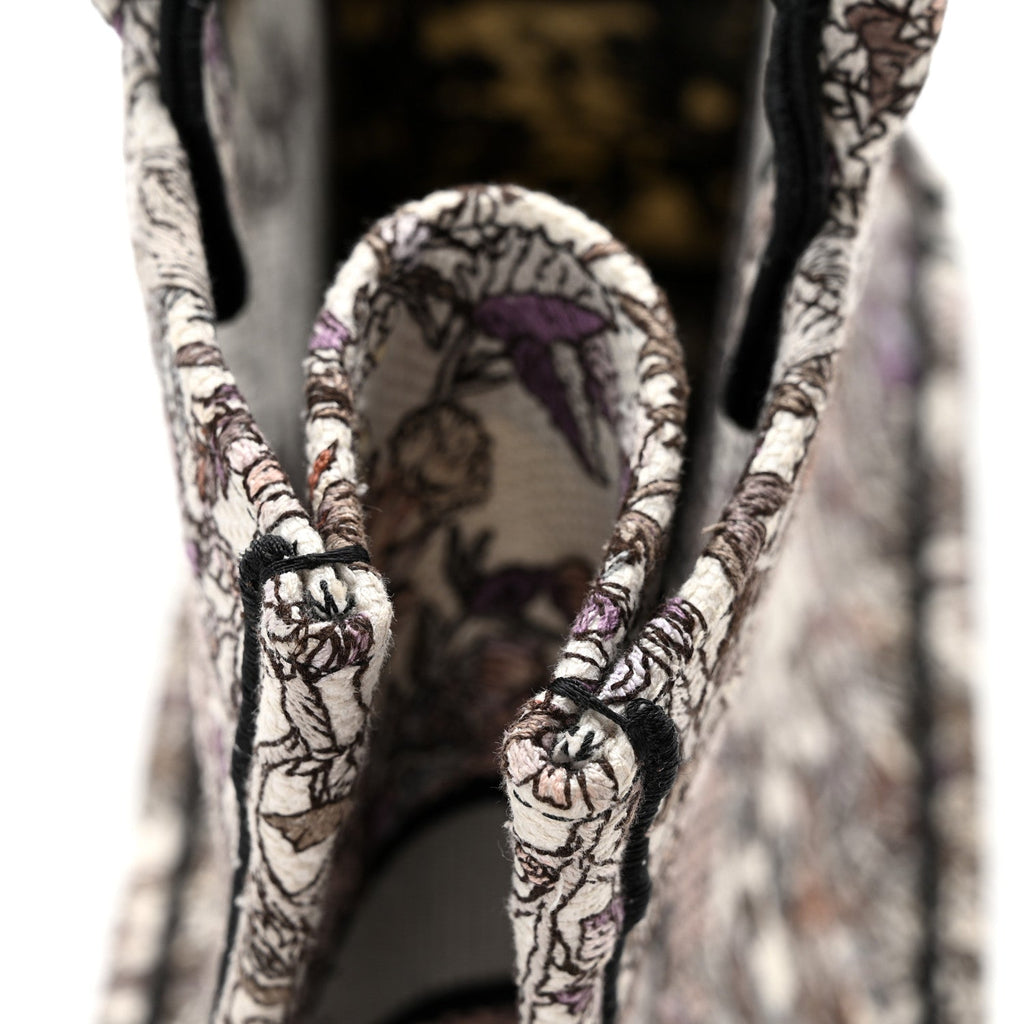 Canvas Embroidered Medium 4 Saisons Hiver Soleil Book Tote Multicolor