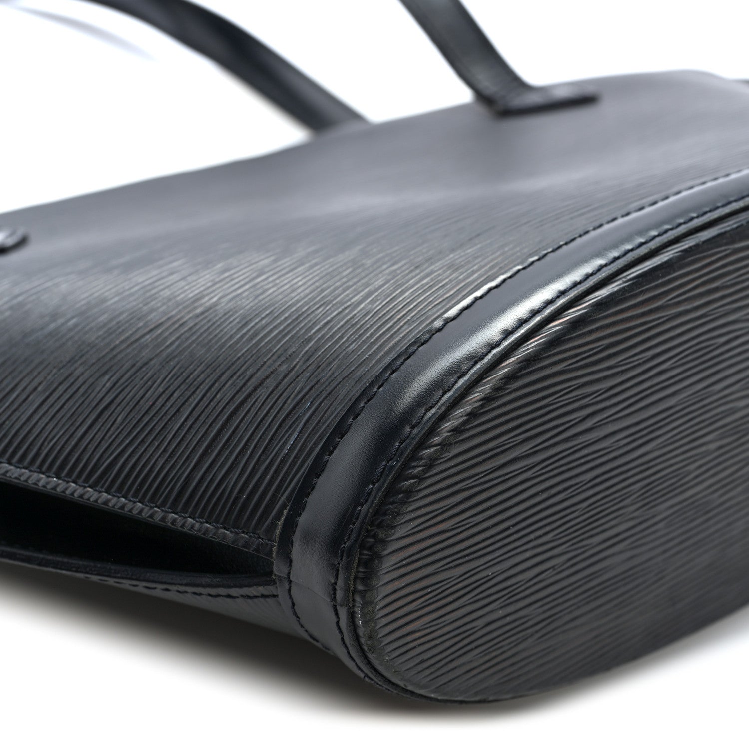 Epi Saint Jacques PM Long Straps Black