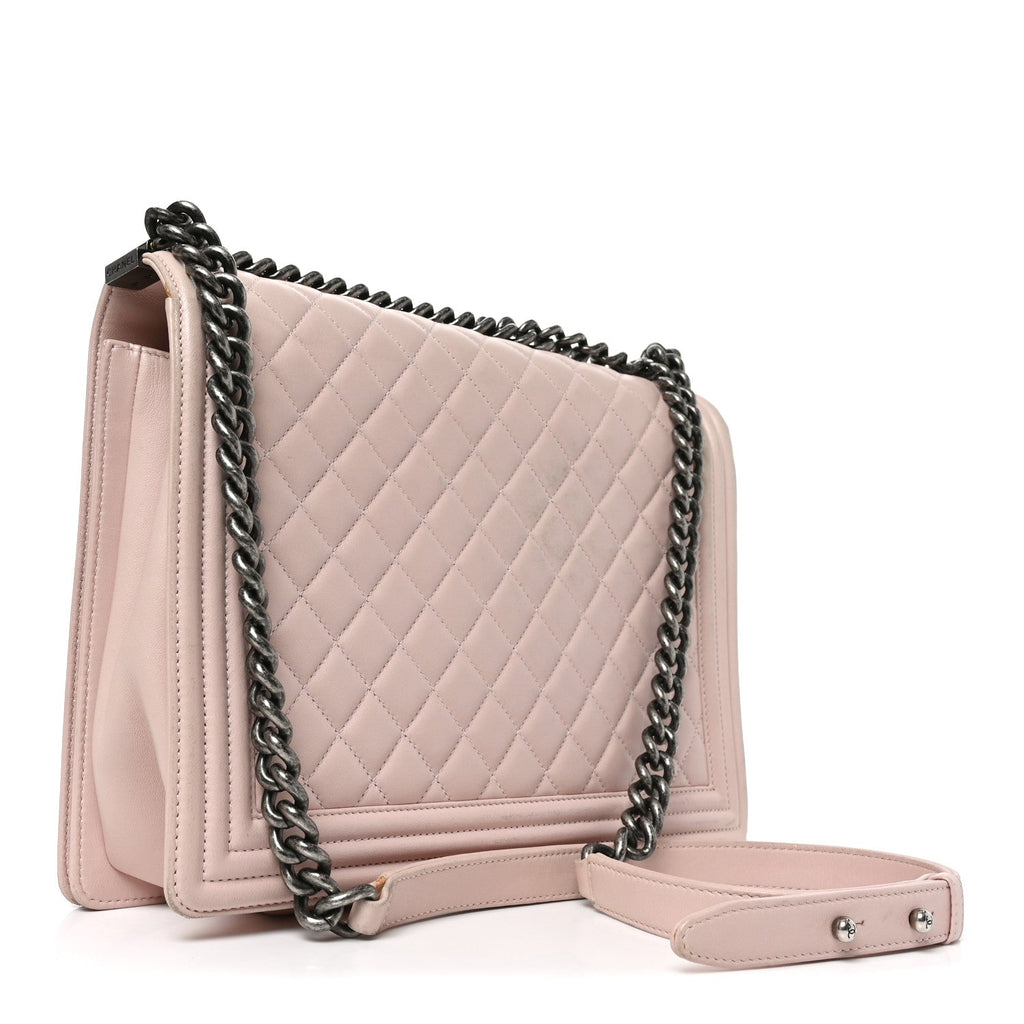 Lambskin Quilted Large Boy Flap Light Pink