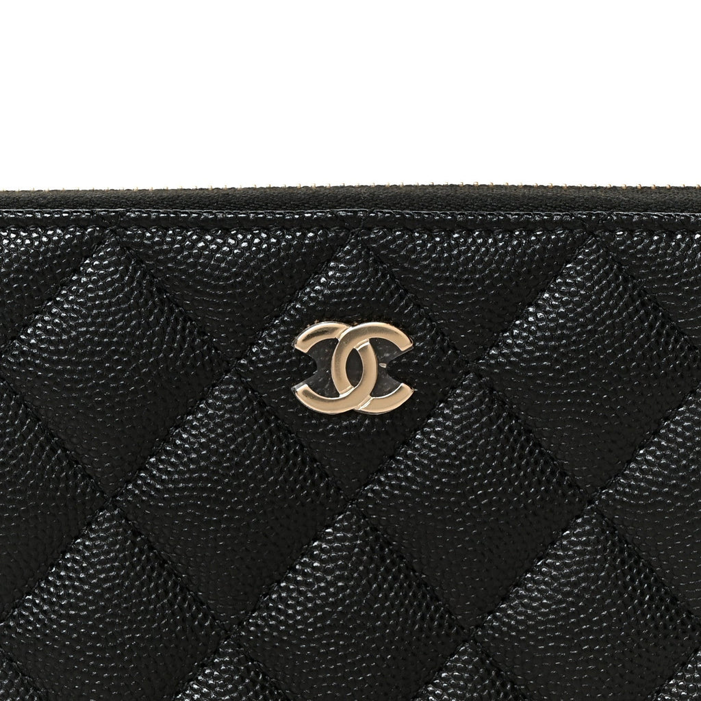 Caviar Quilted Medium Zip Around Wallet Black