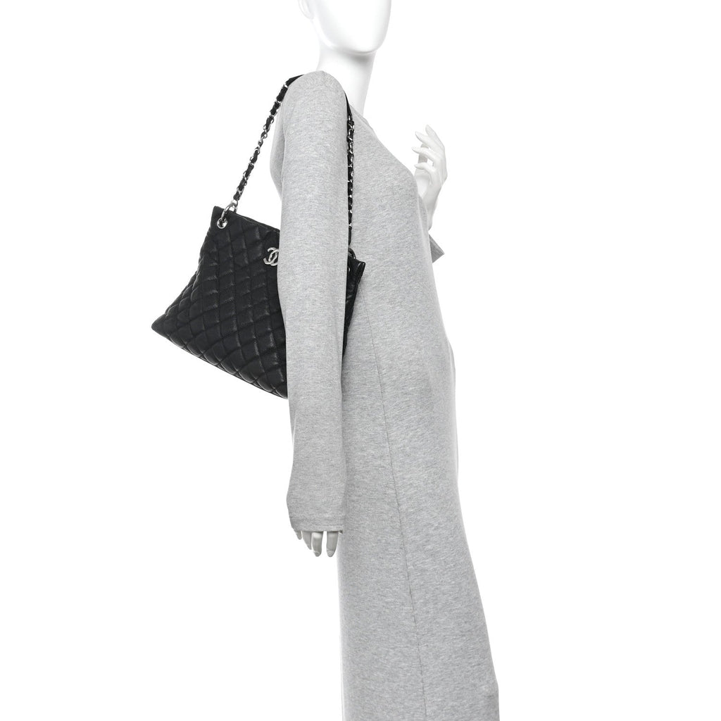 Caviar Quilted Easy Zip Tote Black