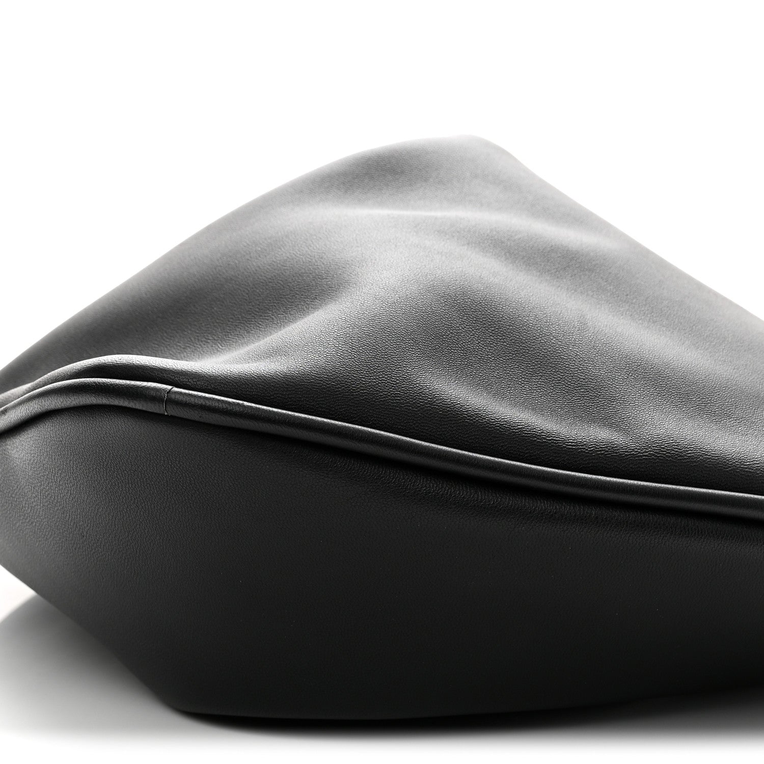 Lambskin Le Coeur Soft Clutch Black