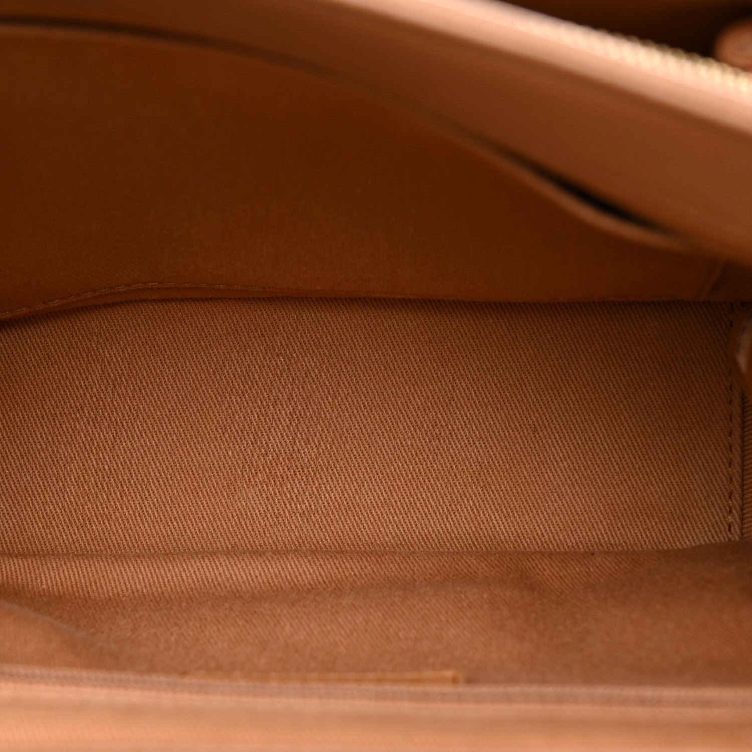 Caviar Quilted Medium Business Affinity Flap Brown