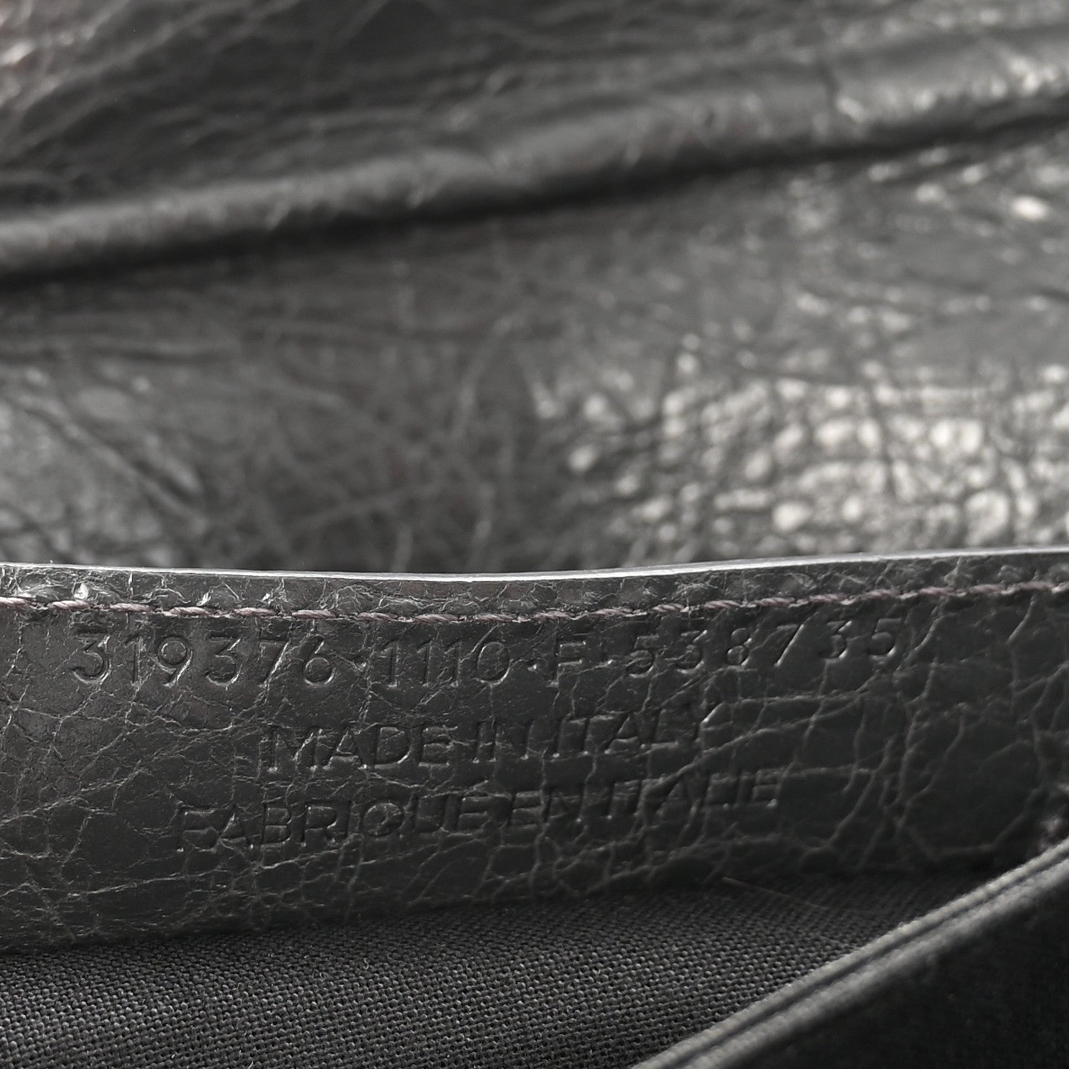 Agneau Classic Hardware Envelope Strap Clutch Gris Fossile