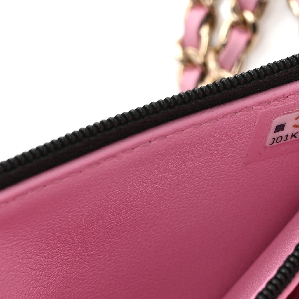 Lambskin Quilted Flap Phone Holder With Chain Black Lilac