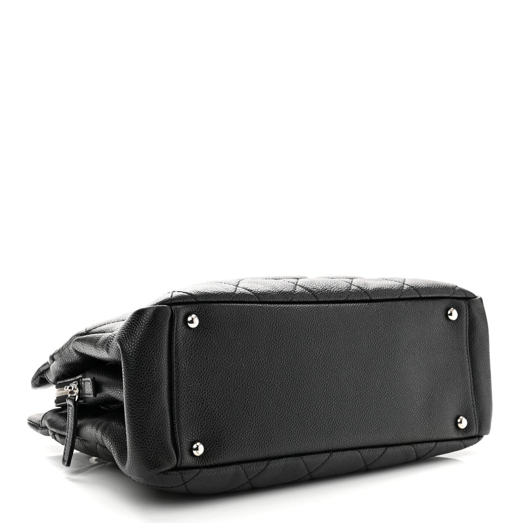 Caviar Quilted CC Timeless Soft Tote Black