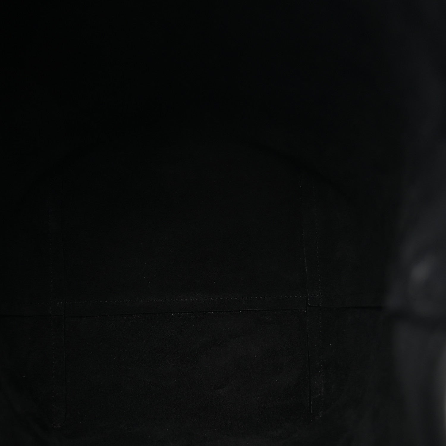 Grained Calfskin Medium N/S Park Black