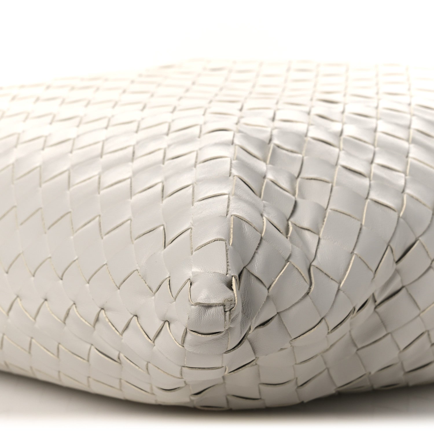 Calfskin Intrecciato Large Hop Sterling White