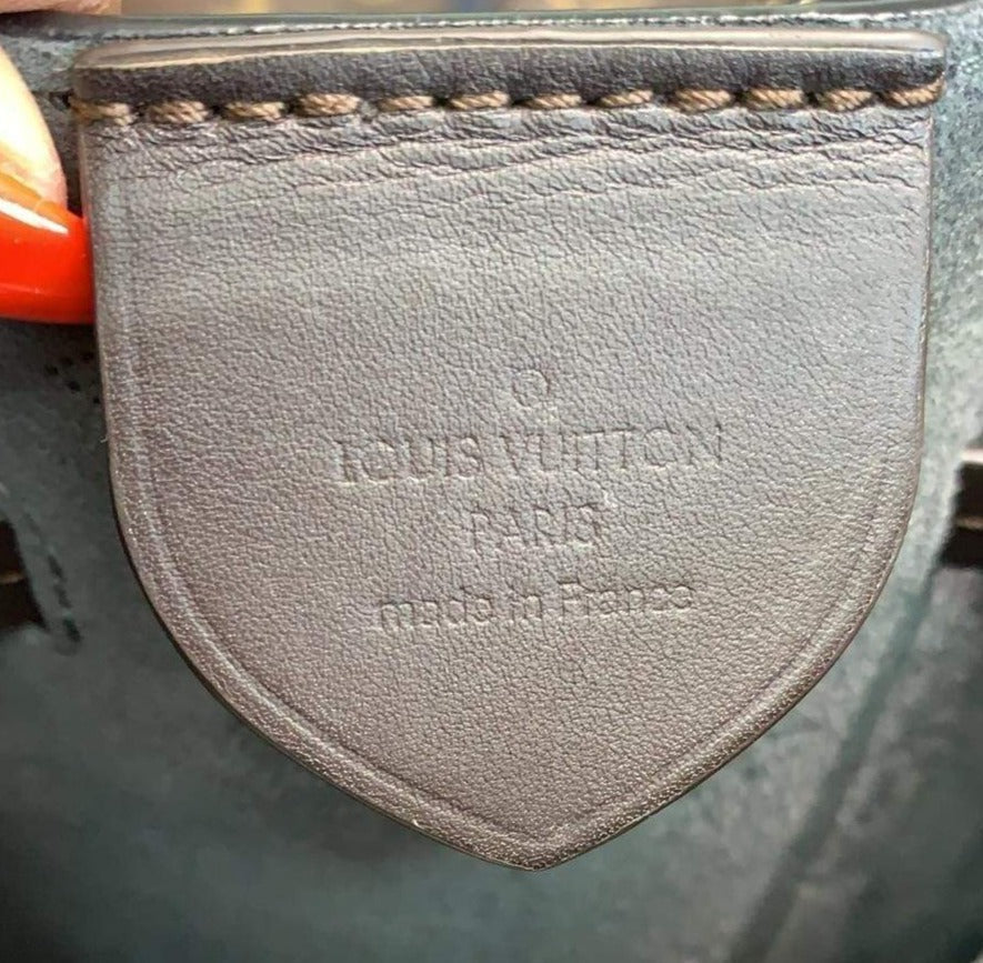 LOUIS VUITTON Girolata Monogram Mahina Leather Shoulder Bag Black