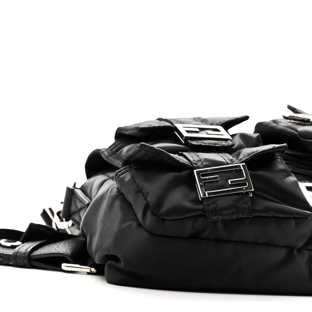 Econyl Cuoio Romano Multipocket Baguette Black