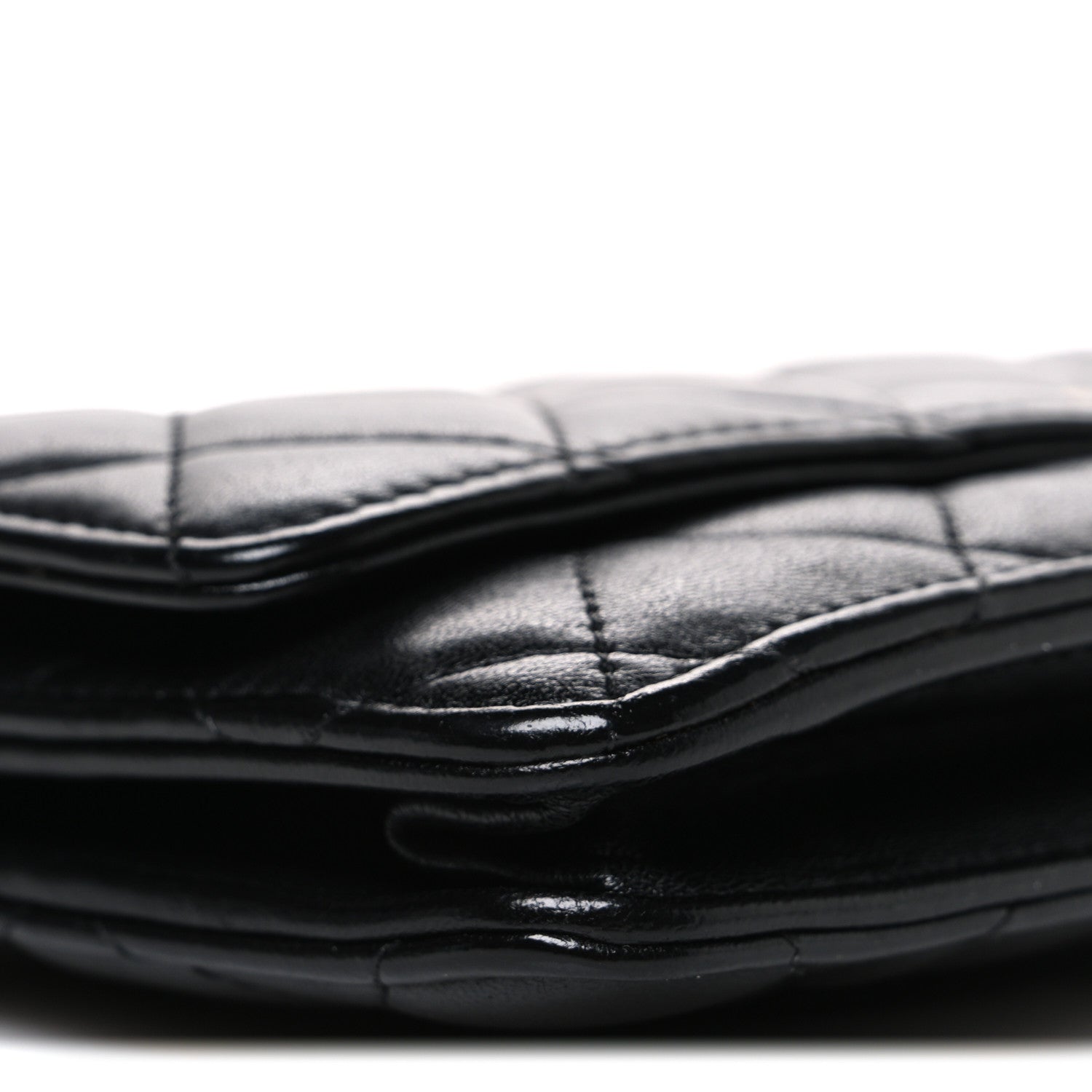 Lambskin Quilted Wallet On Chain WOC Black
