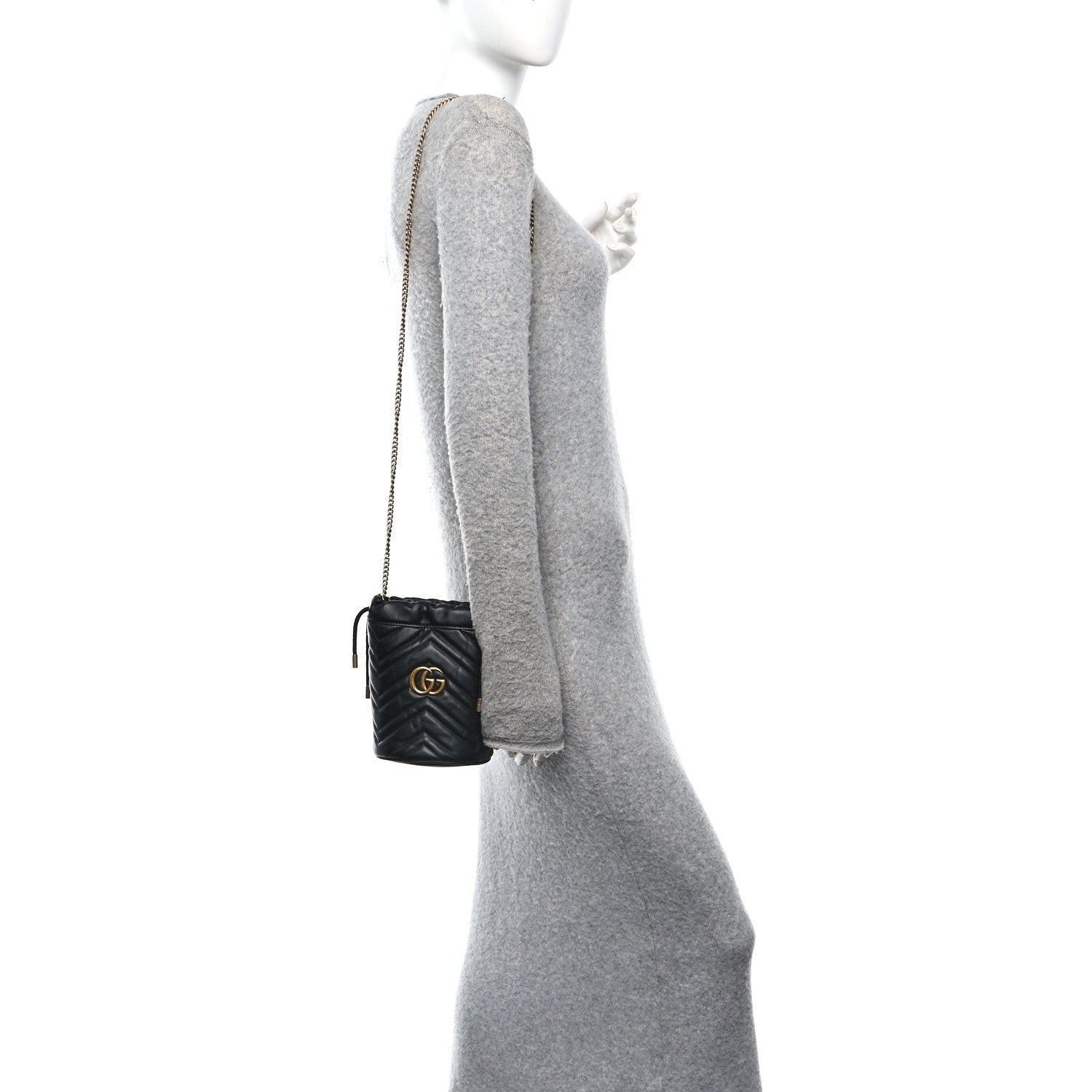 Calfskin Matelasse Mini GG Marmont 2.0 Bucket Bag Black
