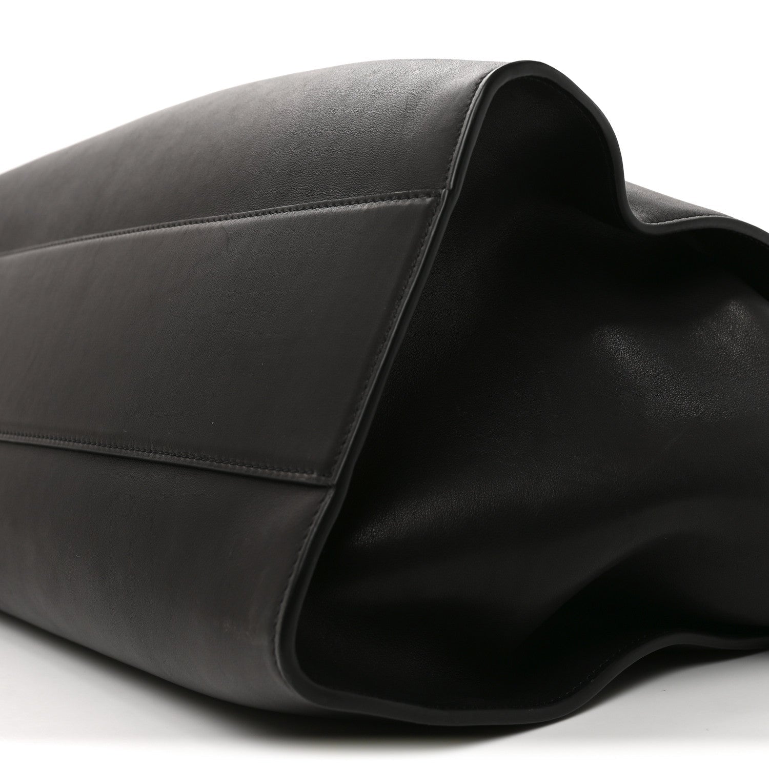Polished Saddle Calfskin Marlo 17 Tote Bag Black
