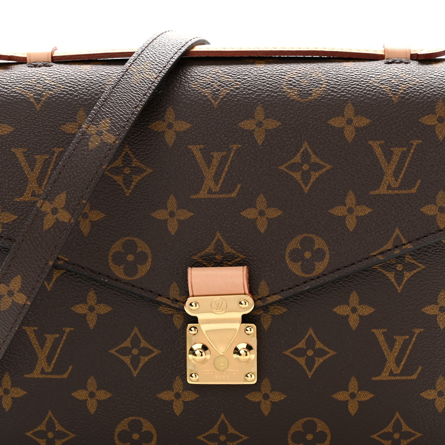 Monogram Pochette Metis