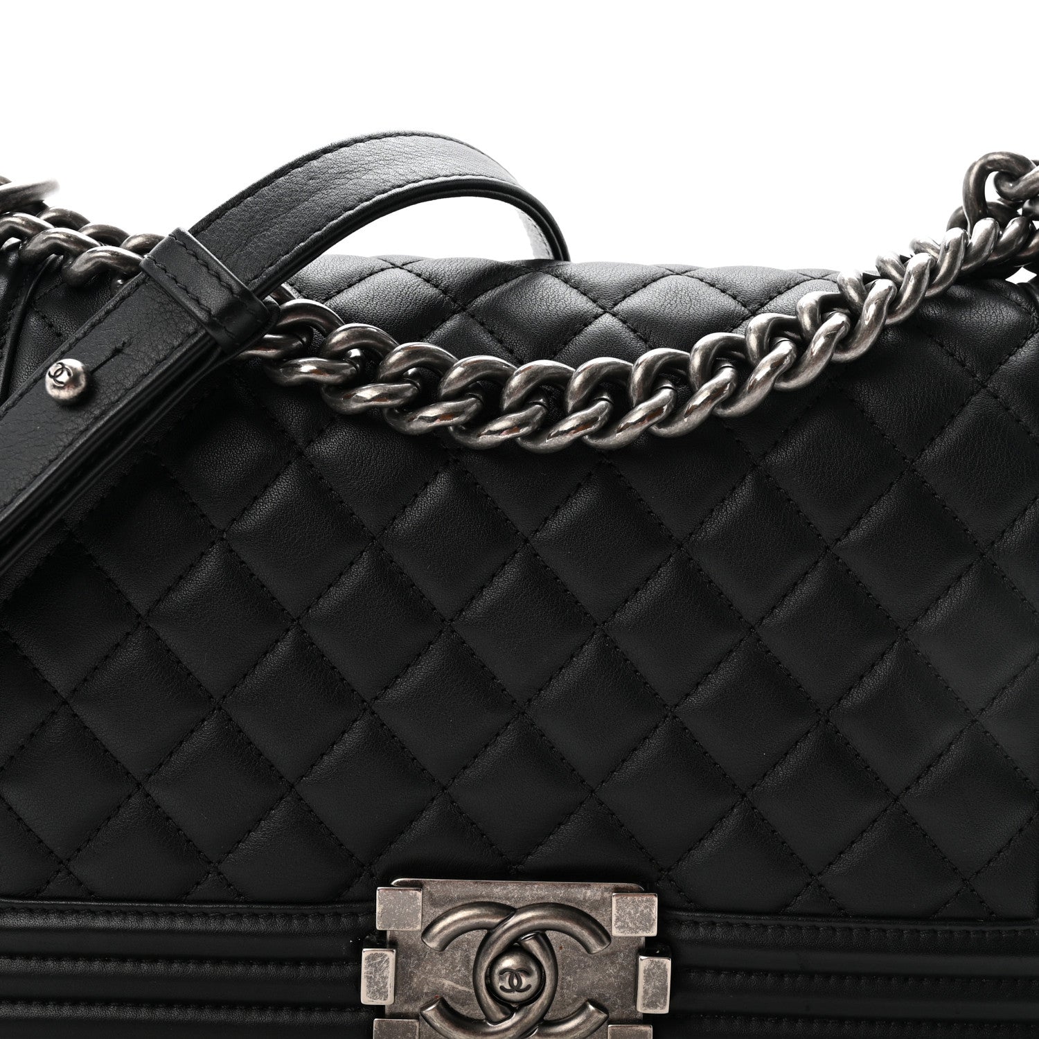 Calfskin Quilted Medium Boy Flap Black