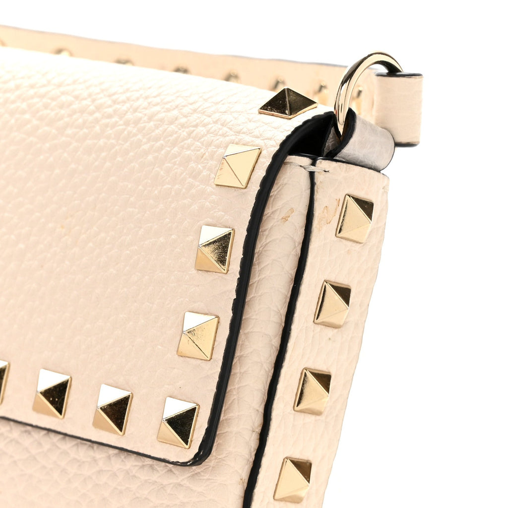 Grainy Calfskin Rockstud Crossbody Pouch Light Ivory