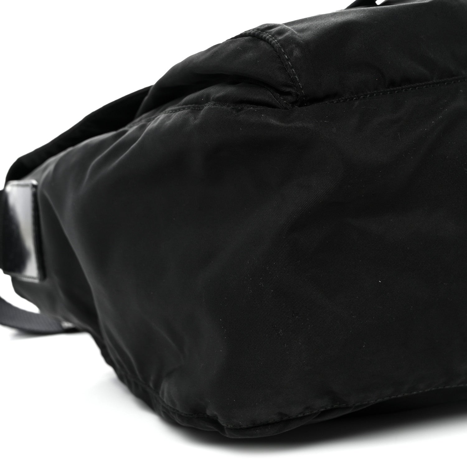 Nylon Vela Sport Messenger Bag Black