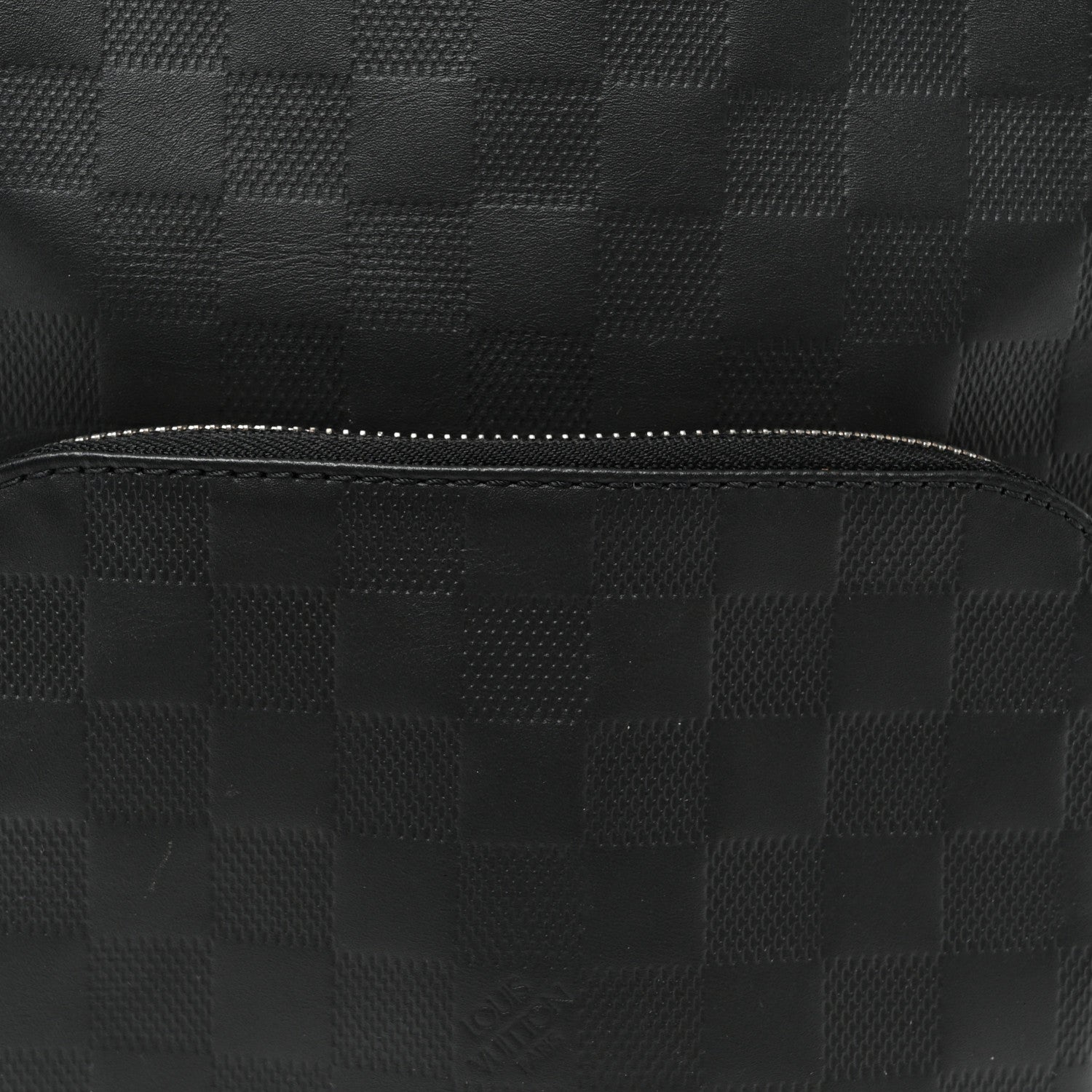 Damier Infini Avenue Sling Bag Onyx