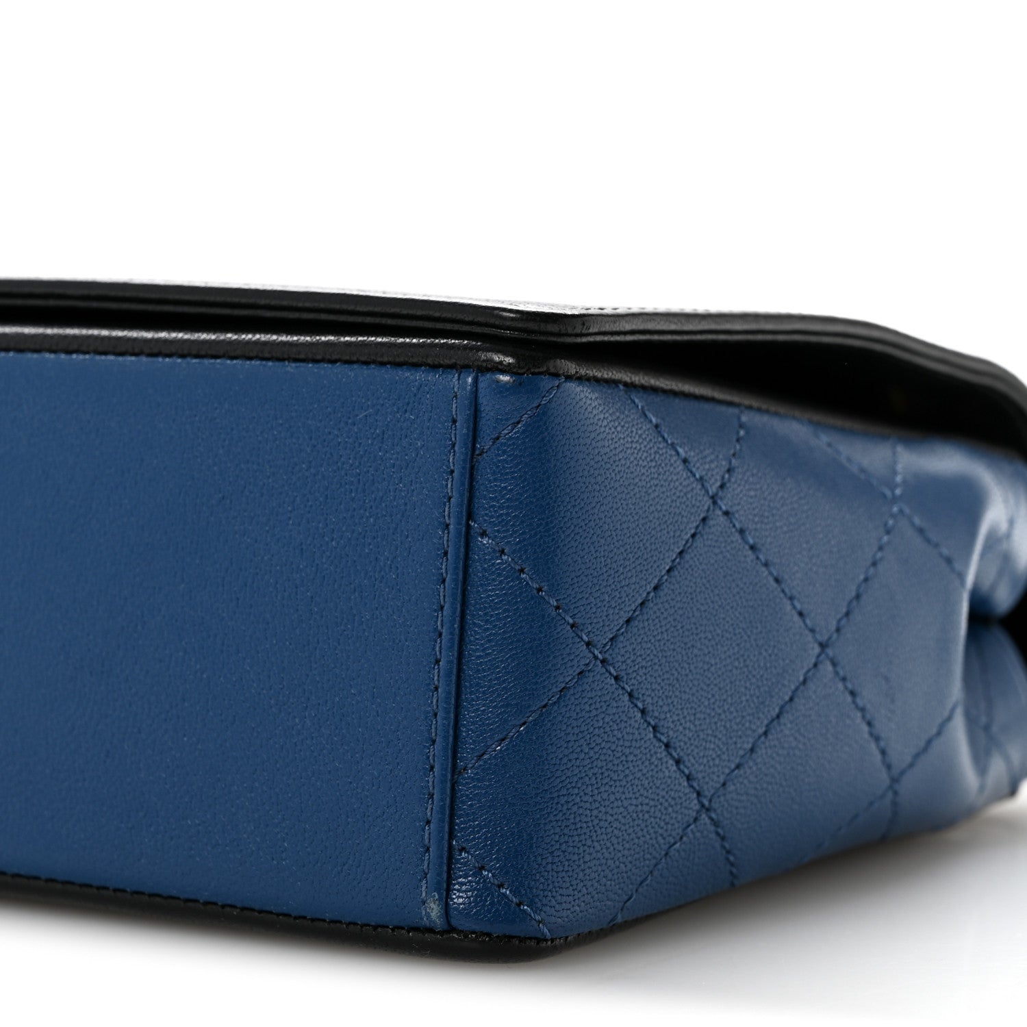 Sheepskin Quilted Vintage Mademoiselle Flap Blue Black