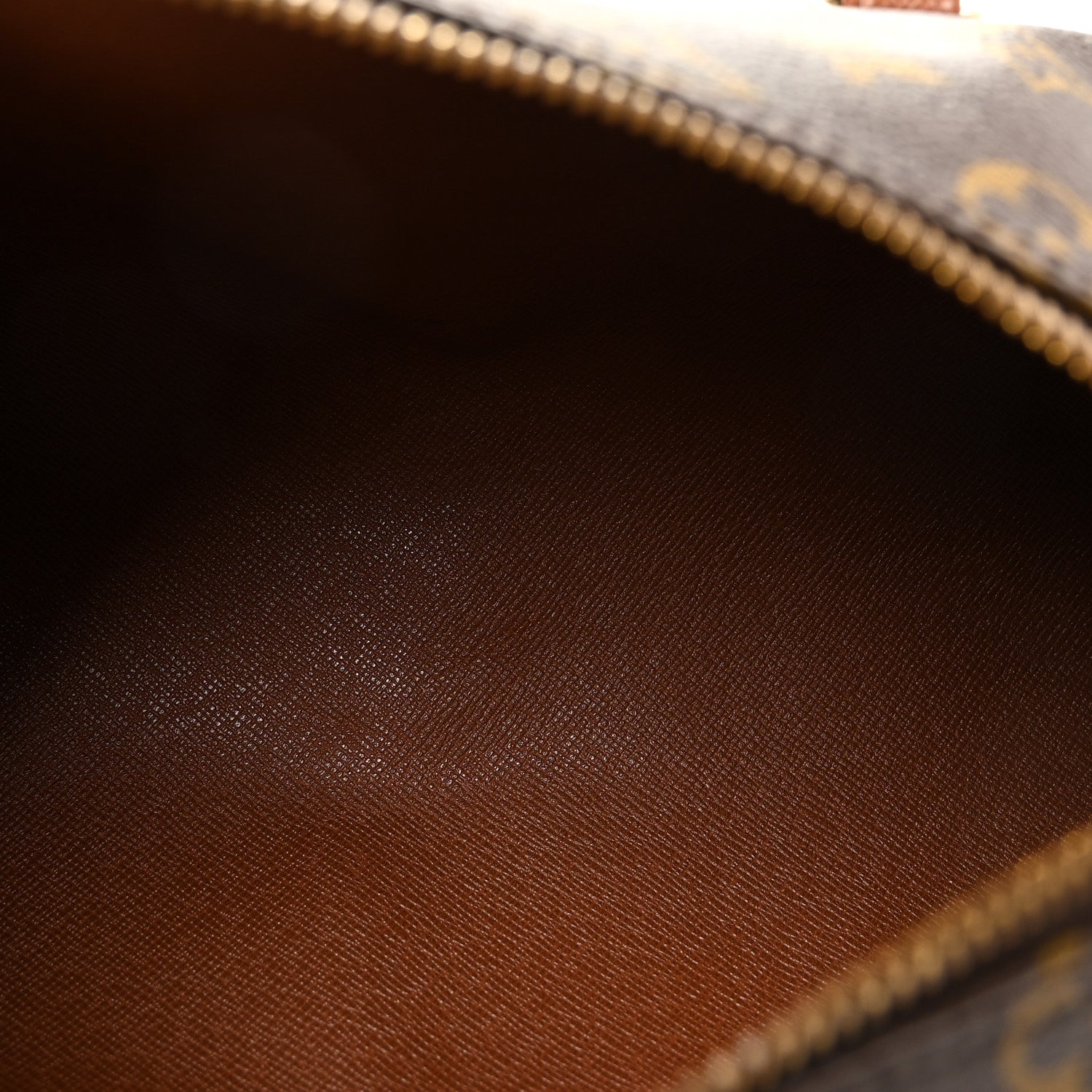 Monogram Papillon 26