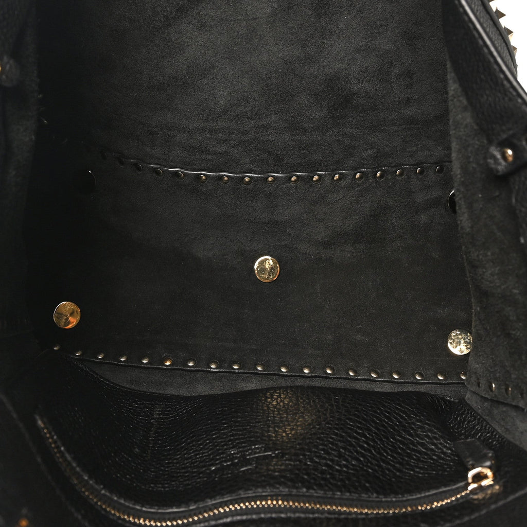 Pebbled Calfskin Medium Rockstud Tote Black